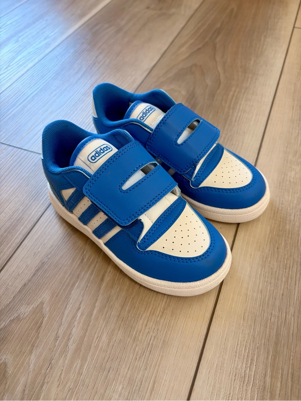 adidas kids blue sneakers NWOT